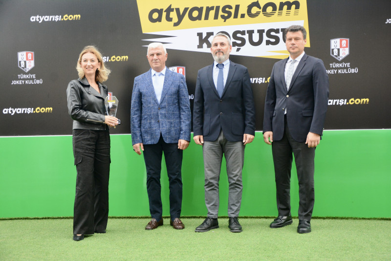 Törene Yönetim Kurulu Üyesi Kemal Arif Turan ve TJK Genel Müdür Yardımcısı Burak Konuk da katıldı.